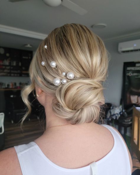 Soft, clean texture + pearl pins . Do we still love pearls? I have several sets in stock for this wedding season to rent or purchase. Please view the poll at the bottom of this post . @oneshothairawards @behindthechair_com #btconeshot2024_specialeventstyling . #novascotiawedding #novascotiaweddinghair #novascotiabridalhair . Accessories for the bride are discussed during trial and prior to the wedding but... Should I bring accessories on site in my kit for bridesmaids to purchase on spot? Short Wedding Hair With Pearls, Bridal Hair With Pearl Pins, Wedding Hair With Pearls And Veil, Bridal Updo Pearls, Bridesmaid Hair With Pearls, Wedding Hair With Pearls, Wedding Hair Pearls, Wedding Hair Pearl, Nova Scotia Wedding