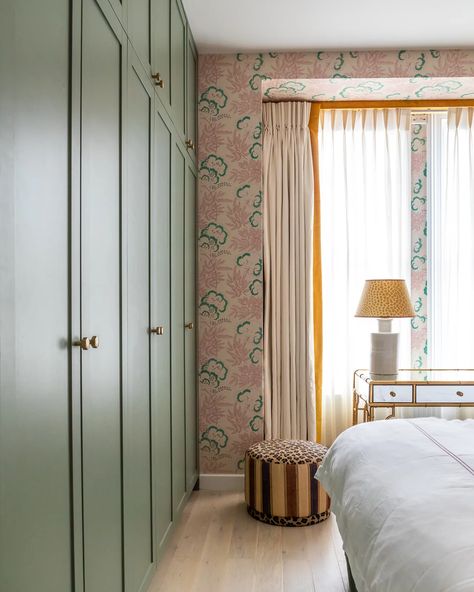 Sheerluxe Interiors, Pink Walls Green Trim, Pink And Green Dressing Room, Fitted Wardrobes Bedroom, Armoire Entree, Bedroom Built In Wardrobe, Built In Cupboards, Wardrobe Designs, Casa Country