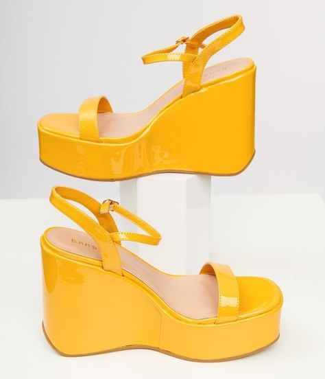 70s Disco Outfit, 1970s Shoes, 1970s Clothing, 70s Disco, Disco Outfit, Yellow Mustard, Heels & Wedges, Spring Trends, Spring Shoes