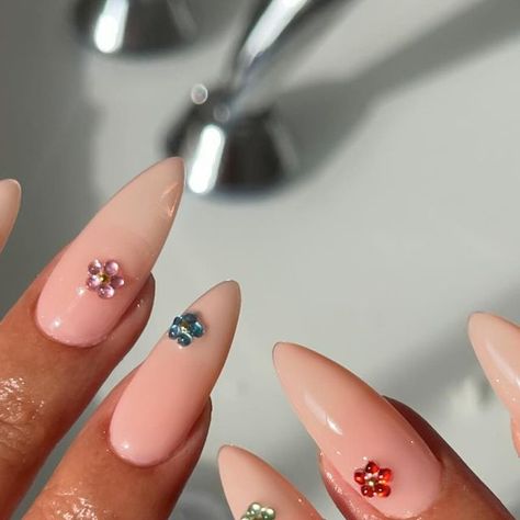 Gel X Nail Ideas Almond, Miami Nails Summer, Nail License, Simple Spring Nails, Miami Nails, Medium Nails, Happy Nails, Nails Aesthetic, Dream Nails