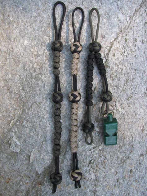 side by side paracord ranger pace counter beads - ETS Forums - great design for knitting counter Paracord Ranger Beads, Ranger Beads, Tactical Medic, Bushcraft Kit, Camping Gear Survival, Rope Projects, Wildland Firefighter, Pokemon Craft, Bushcraft Gear