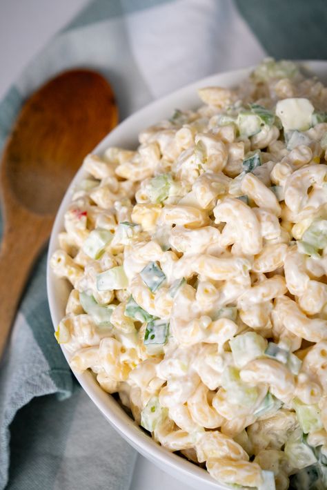 Dolly Parton’s Macaroni Salad Macaroni Salad With Cucumber, Traditional Macaroni Salad, Macaroni Salad Recipes, Shrimp Macaroni Salad, Southern Macaroni Salad, Noodle Salads, Macaroni Salad Ingredients, Chicken Macaroni Salad, Easy Macaroni Salad