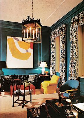 Billy Baldwin: The Great American Decorator circa 1970 Peacock Blue Living Room, Albert Hadley, Turquoise Room, English Room, Teal Walls, Yellow Decor, Blue Living Room, Blue Rooms, Inspired Living