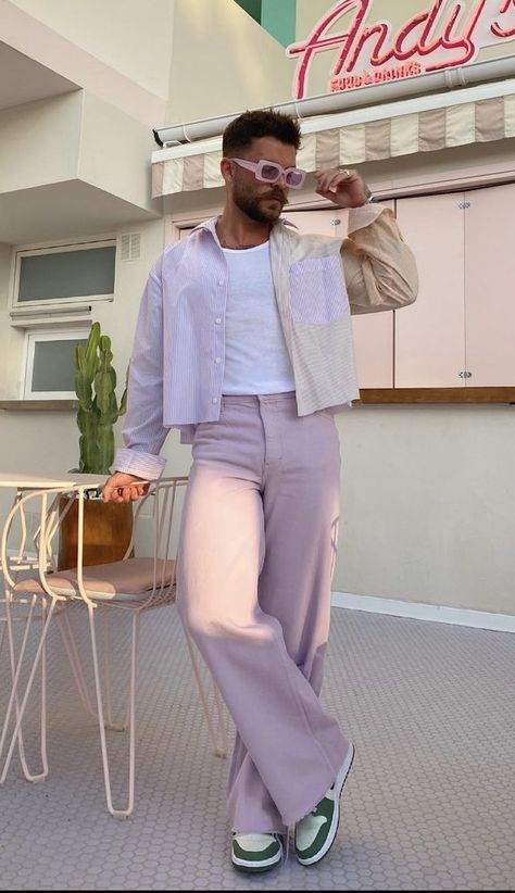 Pastel Outfit Men, Minimal Streetwear, Cozy Streetwear, Men's Streetwear, Retro Looks, Masculine Style, Street Style Trends, Mens Fashion Casual Outfits, Fashion Now