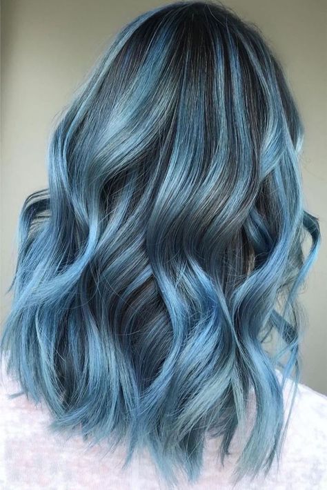 Color With Highlights, Blue Hair Highlights, Hidden Hair Color, Highlights Ideas, Blue Ombre Hair, Light Blue Hair, Dip Dye Hair, Creative Hair Color, Dyed Hair Inspiration