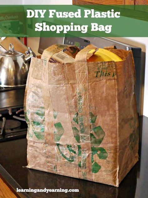 Plastic Bags Diy, Preparedness Ideas, Tote Bag Ideas, Plastic Bag Crafts, Reuse Fabric, Fused Plastic, Upcycle Plastic, Tote Bag Pattern Free, Recycled Plastic Bags