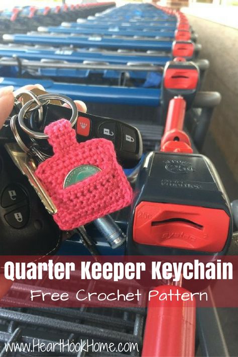 Aldi Quarter Keeper {FREE Crochet Pattern} http://hearthookhome.com/aldi-quarter-keeper-free-crochet-pattern/ Quarter Keeper, Quarter Holder, Chain Crochet, Start Crocheting, Keychain Pattern, Custom Crochet, Stitch Crochet, Coin Holder, Single Crochet Stitch