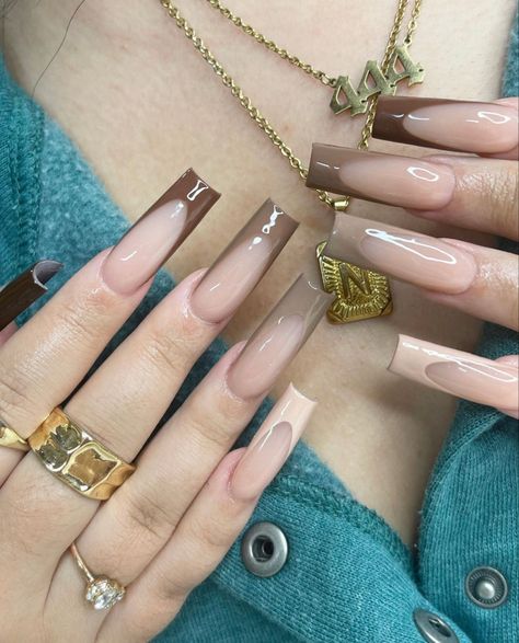 Black Trendy Nails, Short Classy Nails, Easy Nail Polish, Brown Acrylic Nails, Hippie Nails, Sassy Nails, Home 2023, Beige Nails, Colored Acrylic Nails