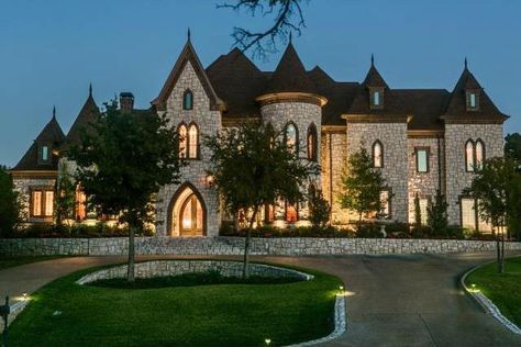 513 Coyote Rd Southlake, TX 76092 Castle Style Homes, Castle Plans, Modern Castle, Dream Mansion, Architecture Model Making, Castle House, Modern Mansion, House Building, House Blueprints