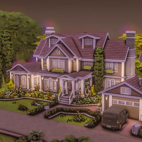 Sims Exterior Design, Sims 4 House With Garage, Big Sims 4 Houses, Sims Mansion Floor Plans, Sims 4 House Gallery, Sims Basement, Sims 4 Colonial House, Sims 4 Cute House, Sims 4 Newcrest Builds