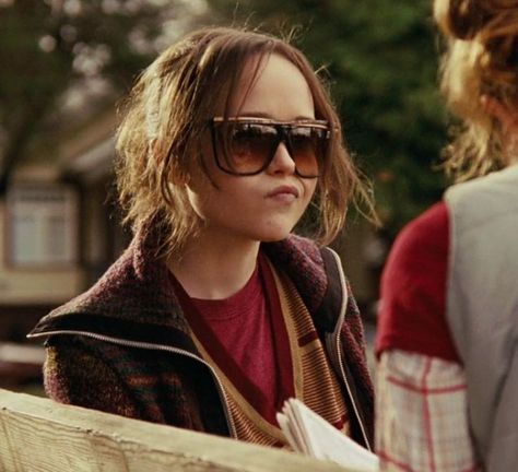 Juno Film, Juno Movie, Ellen Page, Girl Movies, New Girlfriend, Look At The Stars, Romance Movies, Film Aesthetic, Film Stills