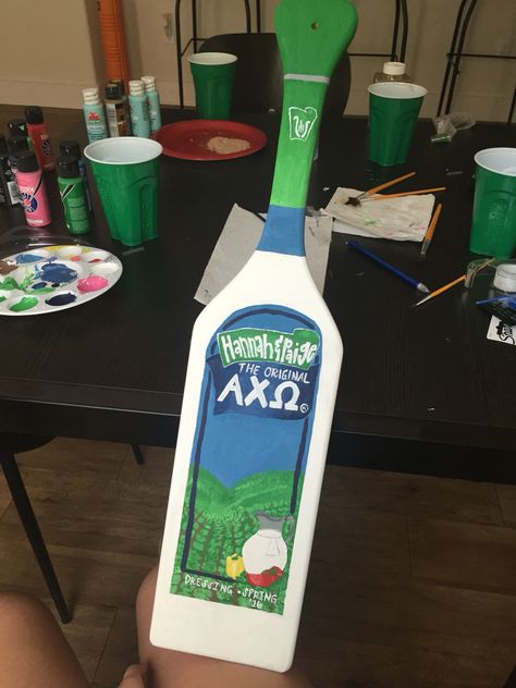 Bottle of Ranch Sorority Paddle Paddle Inspiration Sorority, Cute Paddles Sorority, Big Paddles Sorority, Greek Paddles Sorority, Sorority Paddles Ideas, Paddle Sorority Big, Paddle Sorority, Paddles Sorority, Big Little Paddles