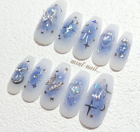 Black Trendy Nails, Nails Short Acrylic, Fake Nails Designs, Korean Nail Art, Cute Simple Nails, Korean Nails, Pretty Gel Nails, Short Acrylic, Blue Nail Designs