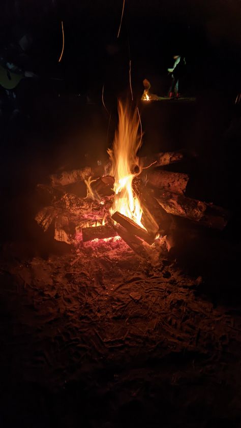 hiking with friends Night Hike Aesthetic, Campfire With Friends, Night Hike, Hiking With Friends, Book Couples, Night Hiking, Camping Aesthetic, Mystery Stories, Hiking Aesthetic