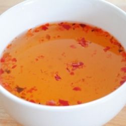 Vermicelli Sauce, Thai Condiments, Vietnamese Sauce, Vietnamese Recipe, Nuoc Mam, Vietnamese Fish, Asian Dipping Sauce, Vietnam Food, Asian Sauce