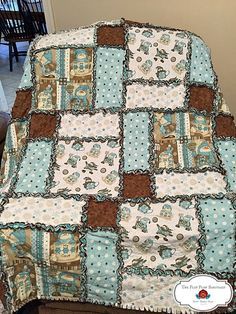 Rag Quilting, Flannel Rag Quilts, Rag Quilt Tutorial, Rag Quilt Patterns, Baby Rag Quilts, Quilt Care, Quilt Binding, Traditional Quilts, Diy Quilt