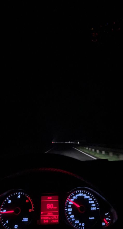 Night Driving Photo, Car Steering Wheel Aesthetic Night, Audi At Night, Night Drive Photo, Late Night Drive Snap, Fake Snap Pics Night, Night Drive Snap, Night Driving Aesthetic, Driving Late At Night