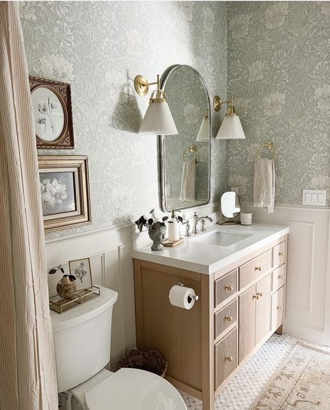 Powder Room Wallpaper, Powder Bathroom, Timeless Bathroom, Cottage Bathroom, Half Bathroom, Bathroom Inspiration Decor, Girls Bathroom, Powder Bath, Downstairs Bathroom