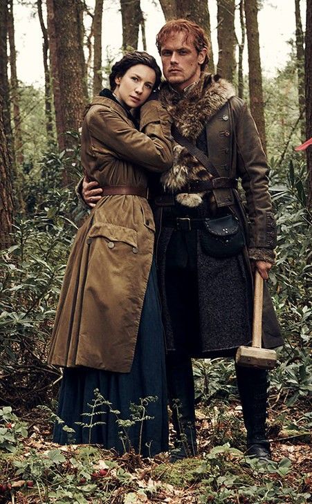 Sam Heughan as Jamie Fraser and Caitriona Balfe as Claire Fraser - Vanity Fair photo - Outlander_Starz Season 4 Drums of Autumn - posted up October 17th, 2018 Time Travel Books, Highlands Warrior, Outlander Season 4, Outlander Characters, Drums Of Autumn, Jamie Fraser Sam Heughan, Jamie Fraser Outlander, Outlander Book, Claire Fraser