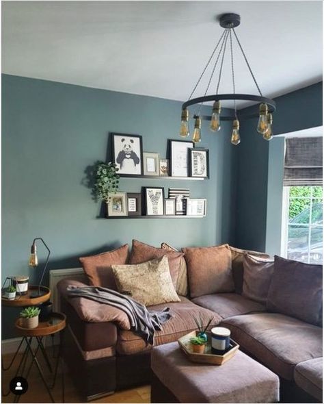 Dix Blue Farrow And Ball, Farrow And Ball Living Room, Dix Blue, Breakfast Room Green, Stiffkey Blue, Oval Room Blue, Dark Paint Colors, Melbourne Street, Paint Palettes