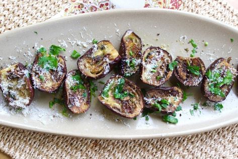 Roasted Baby Eggplant with Parmesan – Homemade Italian Cooking Mini Eggplant Recipe, Baby Eggplant Recipes, Mini Eggplant, Eggplant Stuffed, Baby Eggplant, Eggplant Recipes Easy, Crunchy Chickpeas, Eggplant Dishes, Vegetarian Entrees