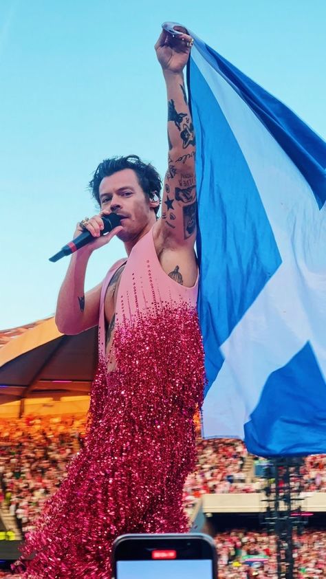 Harry Styles Edinburgh, Love On Tour Edinburgh, Edinburgh N2, Harry Styles Love On Tour Outfits, Harry Outfits, Hslot 2023, Love On Tour Outfits, Harry Styles Outfit, Harry Styles Concert