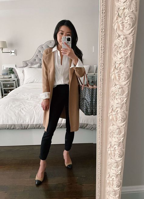 camel coatigan + black pants work outfit // winter work outfits for petite women Black Pants Work Outfit, Coatigan Outfit, Business Meeting Outfit, Smart Business Casual, Classic Work Outfits, Mango Coats, Express Sweater Dress, Meeting Outfit, Work Outfit Ideas