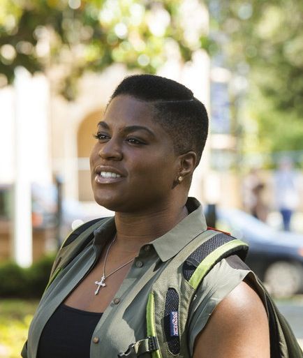 Ester Dean Ester Dean, Pitch Perfect 1, Anna Camp, Pitch Perfect 2, Natural Hair Cuts, Surprising Facts, Pitch Perfect, Moving Image, Black Girls Hairstyles