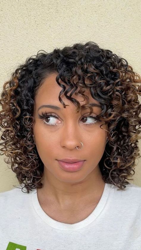 25 Chic Shoulder-Length Curly Hairstyles to Elevate Your Look | Lookosm Curly Bob With Side Bangs, A Line Bob With Bangs, Bob With Side Bangs, Line Bob, Shoulder Length Curls, Balayage Lob, Enhance Natural Curls, A Line Bob, Shoulder Length Curly Hair