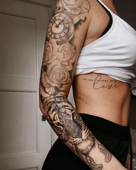 A forearm tattoo is a great choice because you can see it and show it off every day, or simply hide it with a shirt if necessary. Tattoo Diy, Tattoo Placements, Octopus Tattoos, Female Tattoos, Men Tattoos, Forearm Sleeve Tattoos, Inspiration Tattoos, Cat Tattoos, Neck Tattoos