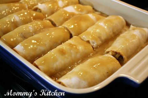 Turkey Stuffing Roll Ups, Stuffing Roll Ups, Turkey Rolls, Deli Turkey Recipes, Turkey Roll Ups, Inexpensive Dinners, Turkey Stuffing, Deli Turkey, Sliced Turkey