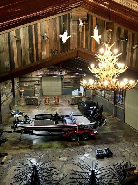 . Man Cave Inspiration, Log Home Kitchen, Garage Goals, Pole Barn Garage, Ranch House Exterior, Garage Loft, Shop Garage, Barn Garage, Modern Garage