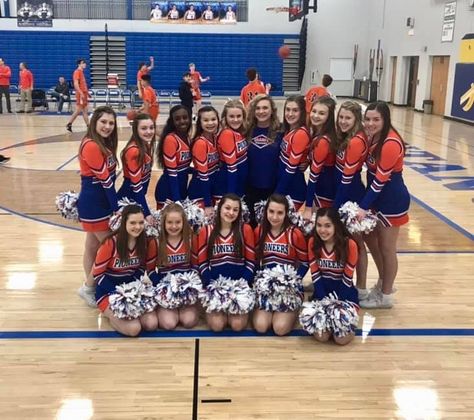 #cheerleaders cheer #basketball #highschool Basketball Cheerleaders, Cheer Basketball, Basketball Cheerleading, Cheer Games, Basketball Cheer, School Mood, Basketball Cheers, Vision Bored, Cheer Team