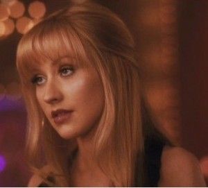 Aguilera as Ali Rose in 'Burlesque' Christina Aguilera Bangs, Ali Burlesque Hair, Christina Aguilera Burlesque Hair, Ali Burlesque, Christina Aguilera Burlesque, Burlesque Hair, Burlesque Movie, Cristina Aguilera, Ali Rose