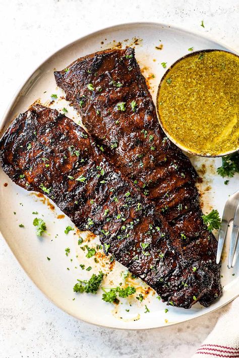 Skirt Steak On Stove Top, Skirt Steak Recipes Stove Top, Skirt Steak Meals, Inside Skirt Steak Recipes, Charred Steak, Skirt Steak In Cast Iron Skillet, Grilled Skirt Steak Recipes, Best Way To Cook Skirt Steak, Marinating Skirt Steak