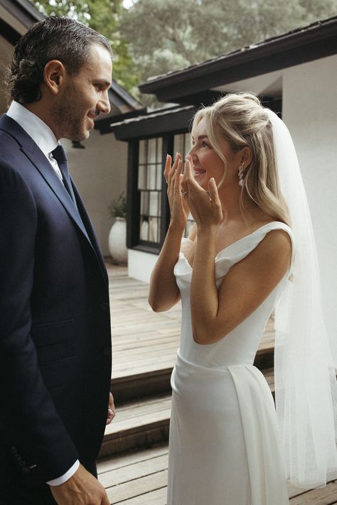 Julie and Michael’s Backyard Wedding in Calabasas — Eunice Beck Wedding Dress For Outside Wedding, Loose Wedding Hair With Veil, Wedding Hair Up Or Down, Christen Harper Wedding, Contemporary Bridal Hair, City Hall Wedding Hair, Boho Wedding Hair Veil, Wedding Hair Down Strapless Dress, Hair Down Wedding Earrings