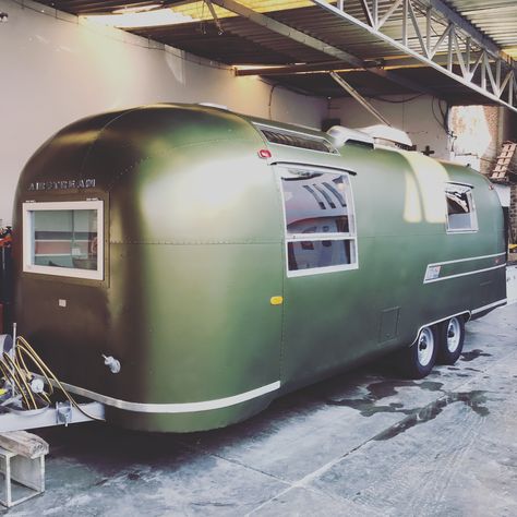 Custom Airstream, Airstream Design, Avion Trailer, Spartan Trailer, Airstream Camping, Airstream Caravans, Vintage Trailers Restoration, Airstream Rv, Air Stream