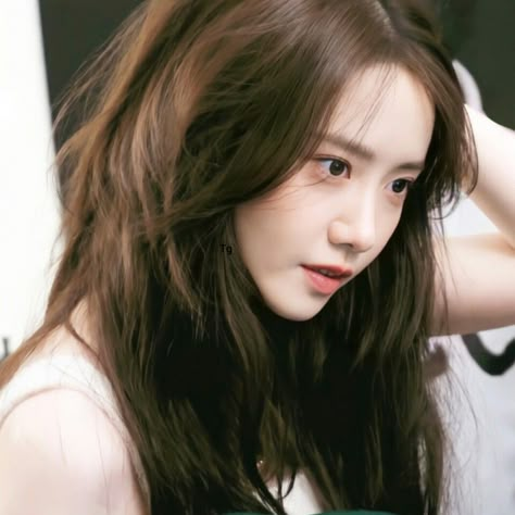 Girl General, Clear Skin Face, Im Yoona, Yoona Snsd, Park Min Young, Korean Star, Korean Artist, Girls Generation, Girl Top