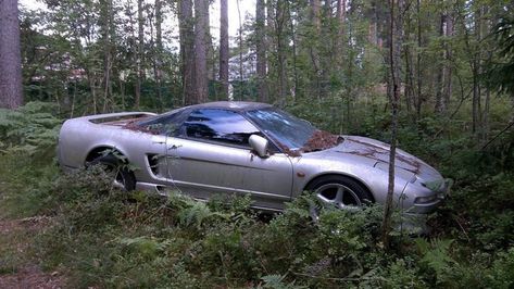 How Did This Honda NSX End Up Abandoned in the Middle of a Russian Forest? - The Drive To Fast To Furious, Last Ride, Acura Nsx, Rc Autos, Street Racing Cars, Abandoned Cars, Street Racing, Pretty Cars, Barn Finds