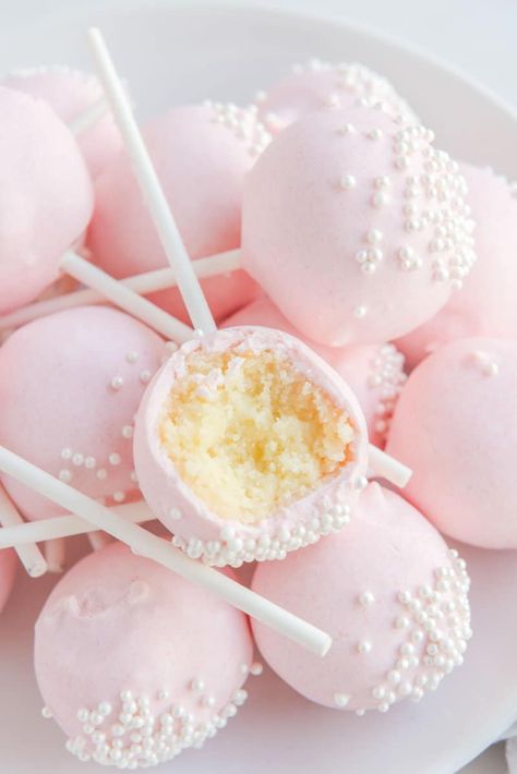 White Cake Pops Recipe, White And Pink Cake Pops, Cherry Chip Cake Pops, Pink Cakepops Ideas, Packaging Cake Pops, Easy Birthday Party Treats, Flower Cake Pops Ideas, Sweet One Cake Pops, Cake Pops For Baby Shower Girl