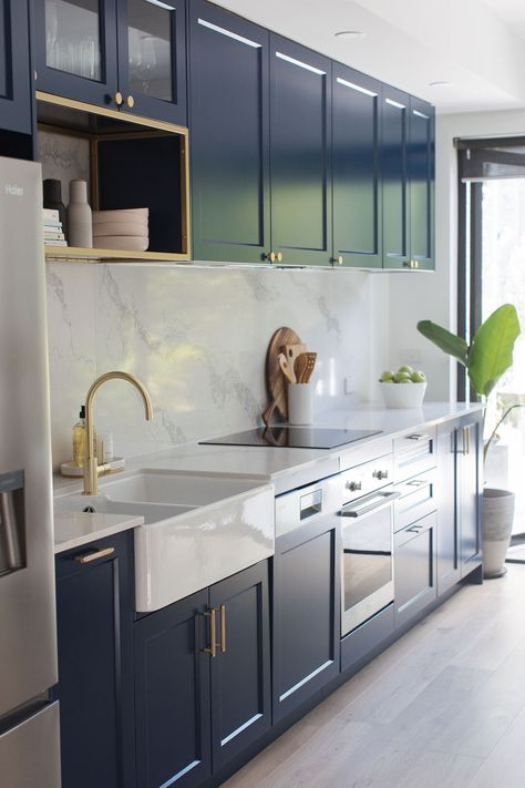 Blue Kitchen Interior, Navy Blue Kitchen Cabinets, Accent Wall In Kitchen, Navy Blue Kitchen, Navy Kitchen, Blue Kitchen Cabinets, White Kitchens, Blue Cabinets, Gold Kitchen