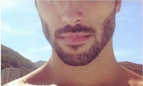 The Secret To Fixing A Patchy Beard (Male Models Use This) Designer Stubble, Beard Stubble, Best Beard Growth, Beard Trend, Men Beards, Stubble Beard, Patchy Beard, Beard Game, Best Beard Styles