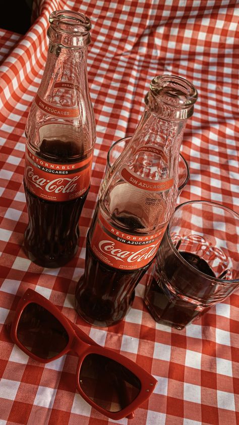 Coke Aesthetic Vintage, Cocacola Aesthetic Vintage, Vintage Coke Aesthetic, Coke Cola Aesthetic, 1960 Aesthetic, Coca Cola Aesthetic, Cola Aesthetic, Coke Aesthetic, Mexican Coke