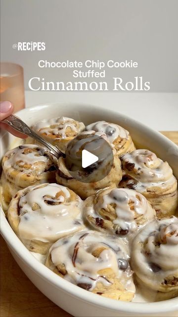 Recipes on Instagram: "Just when you thought cinnamon rolls couldn’t get any better🍪 These chocolate chip cookie stuffed cinnamon rolls are dangerously delicious!

#cinnamonrolls #chocolatechip #cookie #stuffed #dessert #fyp" Cookie Dough Cinnamon Rolls, Stuffed Cinnamon Rolls, Dee Dee, Breakfast Treats, Chocolate Chip Cookie, Cinnamon Rolls, Mouth Watering, Chocolate Chip Cookies, Cookie Dough