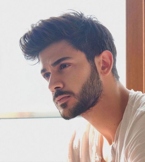 Mens Hairstyles With Beard, Beard Styles Short, Mustache Styles, Mens Hairstyles Thick Hair, Mens Photoshoot Poses, Boys Dp, Men Haircut Styles, Man Photography, Men Photography