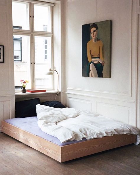 446 gilla-markeringar, 4 kommentarer - Kollekted by (@kollektedby) på Instagram: "New in! The Tekla Floating bed - A collaboration with Swedish cabinet maker Axel Wannberg - hand-…" Bohemian Style House, Bed Interior, Interior Design Minimalist, Attic Flooring, Floating Bed, Minimalist Bedroom Design, London Flat, Japandi Style, Apartment Style