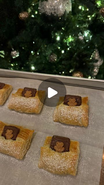 Erin Dittmer on Instagram: "🧸 little teddies in a blanket… the epitome of cuteness overload 🥹🤎
these were SO yummy and SO easy to make - let me know if you try them! happy holidays friends! ✨

#cutediy #semihomemade #cottagecore #simplefood #baking #recipeshare" Bears In A Blanket Dessert, Puff Pastry Sleeping Bears, Baked Bear Cookie Recipes, Homemade Teddy Grahams, Teddy Bears In A Blanket Cookies, Toddler Birthday Party Themes, Pastry Puff, Puffed Pastry, Beautiful Baking