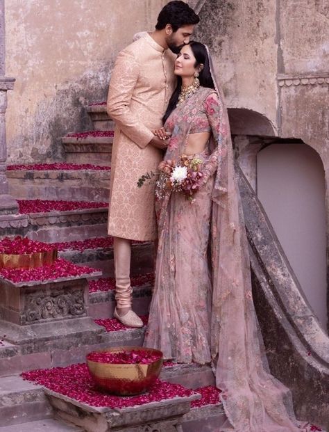 Wedding Matching Outfits, Bride Reception Dresses, Vicky Kaushal, Reception Outfit, Engagement Photography Poses, Couple Wedding Dress, Wedding Lehenga Designs, Indian Bride Outfits, Latest Bridal Dresses