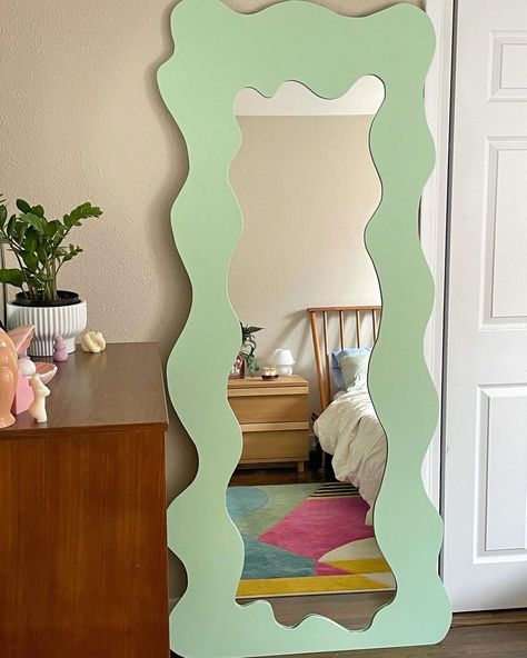 alyssa marie on Instagram: “home 🥲” Long Mirror Diy, Squiggly Mirror, Squiggle Mirror, Curvy Mirror, Large Floor Mirror, Mirror Full Length, Irregular Mirror, Asymmetrical Wall, Curved Mirror