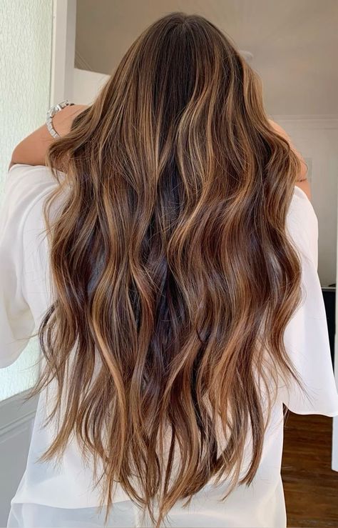 Wavy Light Brown Hair With Highlights, Carnal Balayage Brunettes, Chestnut Brown Hair Highlights, Brianna Chickenfry Hair, Hazel Highlights On Brown Hair, Subtle Partial Balayage Brunette, Brown Hair With Highlights Pale Skin, Brunette W Blonde Highlights, Mocha Highlights On Brown Hair